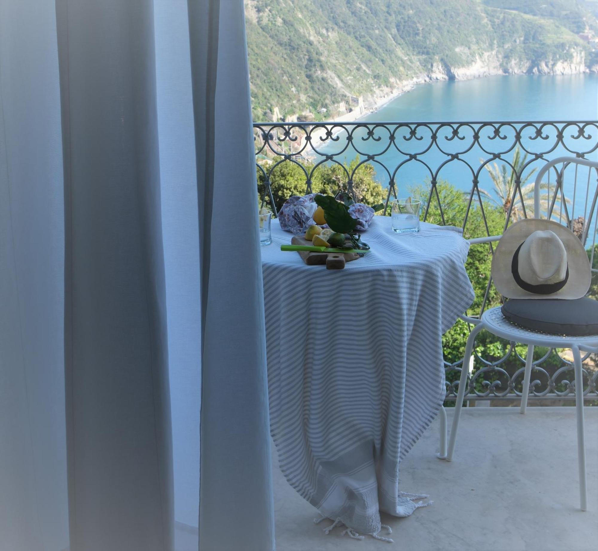 My Place Your Place Corniglia Kültér fotó